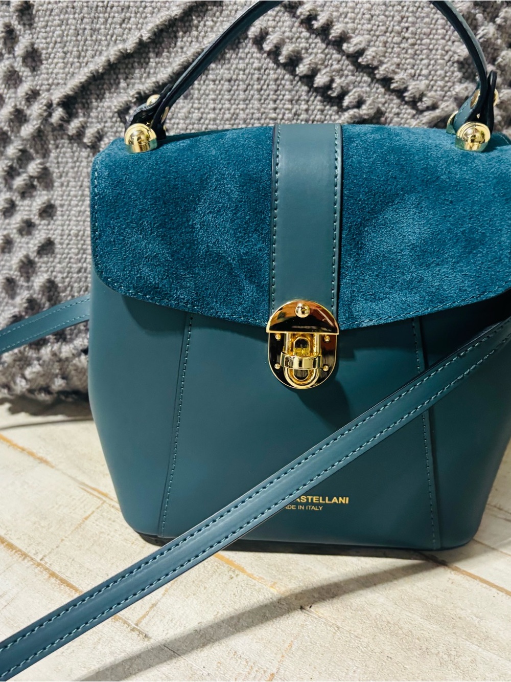 ❤️Viola Castellani Isabella Handbag - Picture 7 of 10